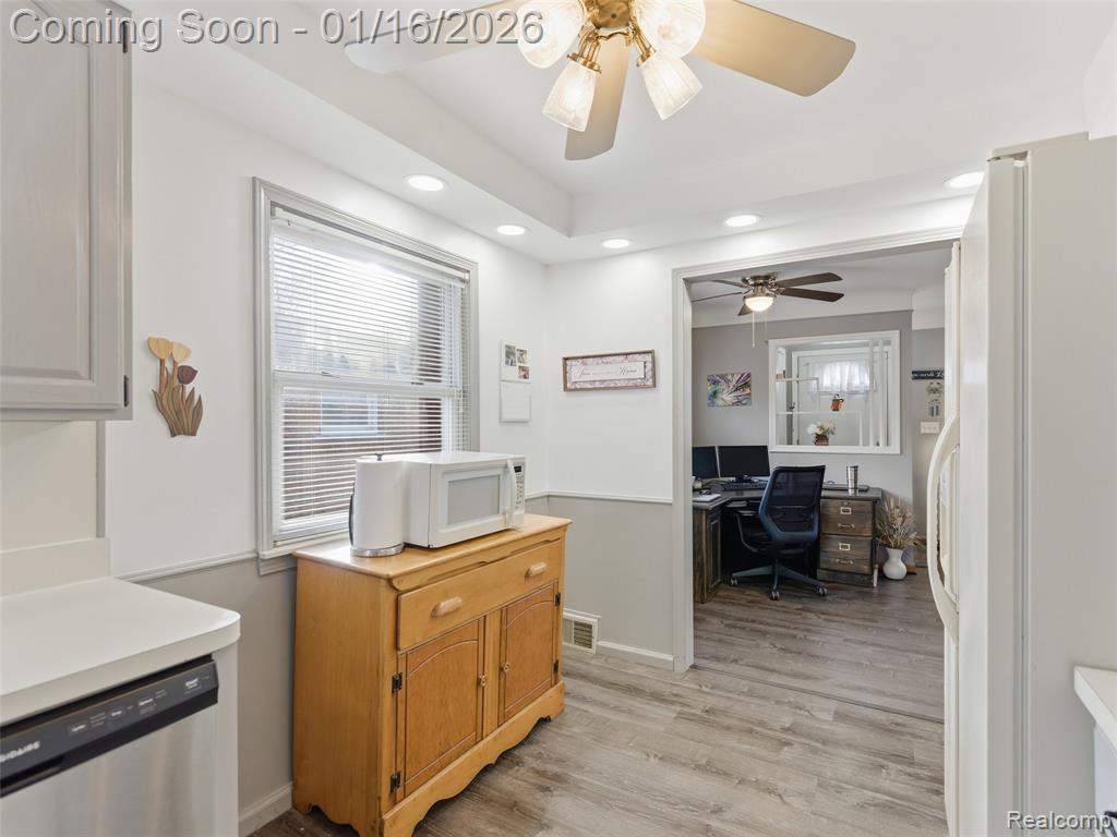 9687 Seavitt Drive, Allen Park, MI 48101 — Photo 13