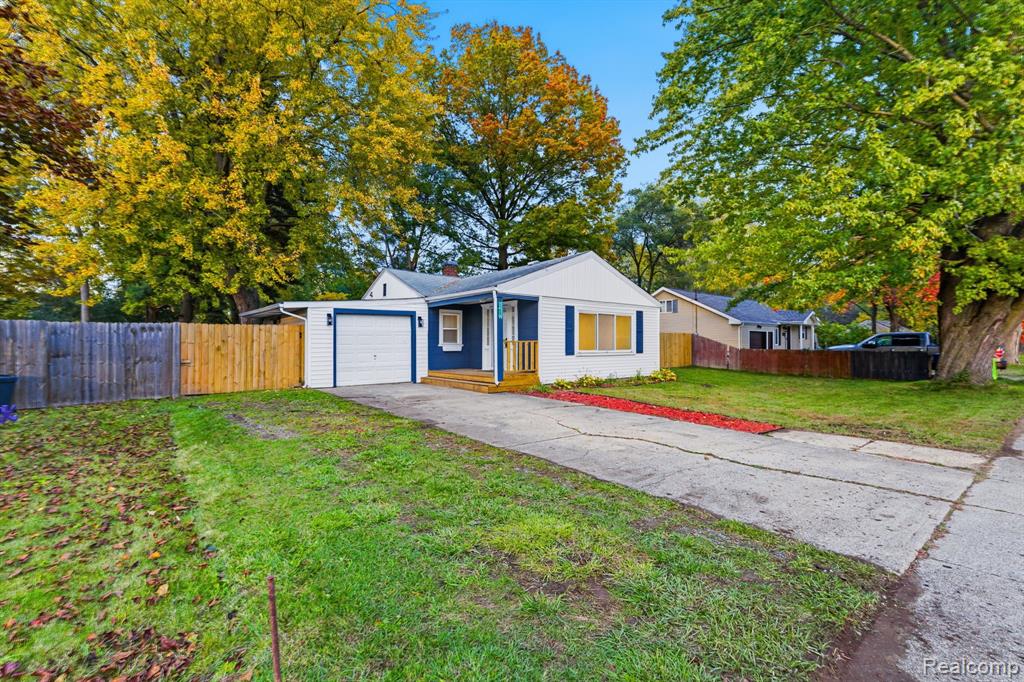 2419 Montana Avenue, Saginaw, MI 48601 — Photo 2
