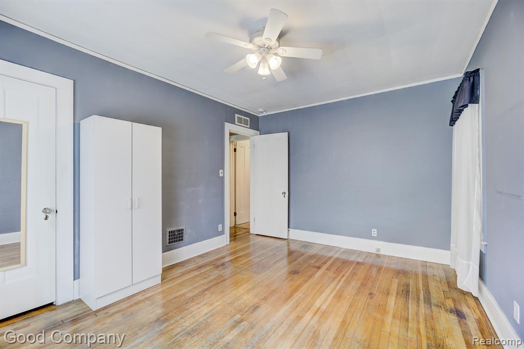 515 W Golden Gate, Highland Park, MI 48203 — Photo 16