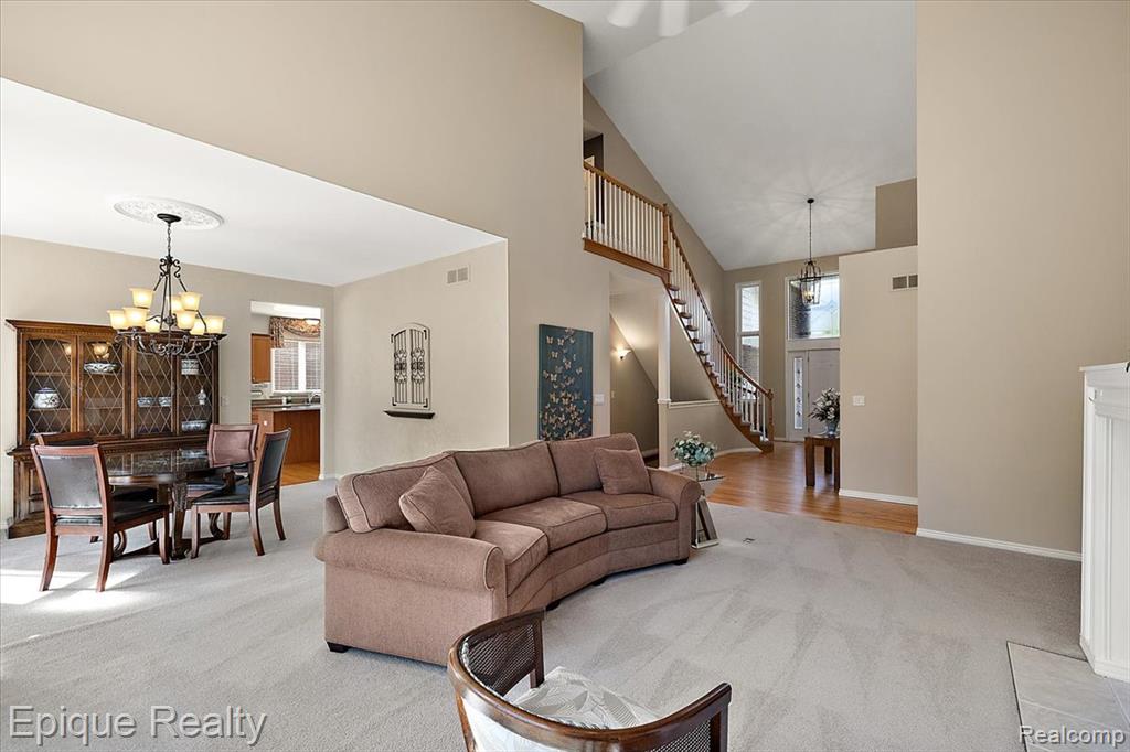 5675 Golf Pointe Drive, Clarkston, MI 48348 — Photo 11