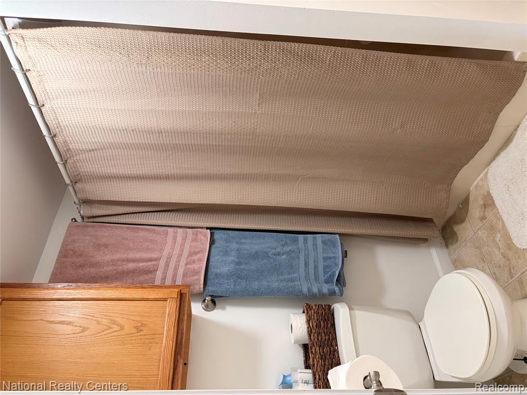 2025 Parkwood Court, Brooklyn, MI 49230 — Photo 16