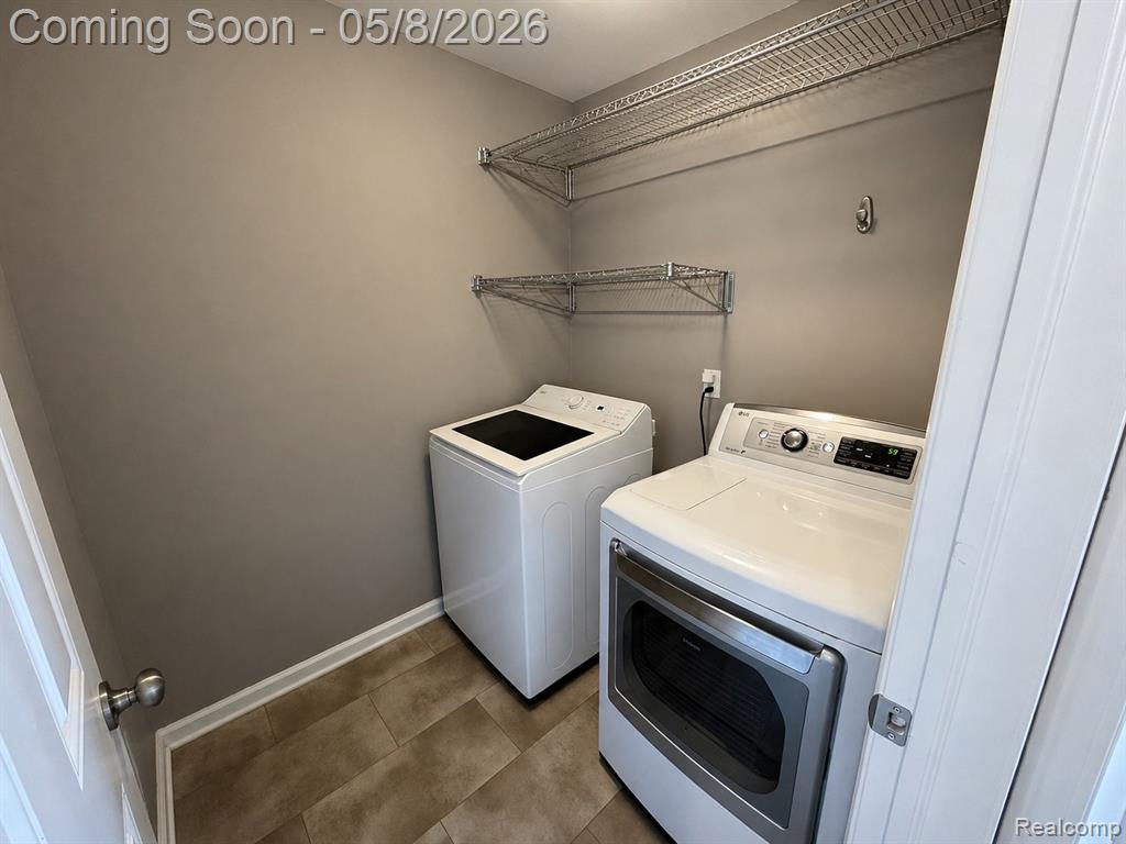 20489 Damask Circle, Clinton Twp, MI 48038 — Photo 42