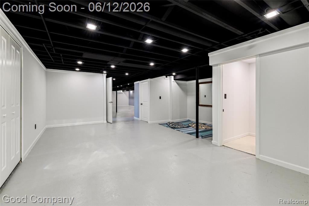 3176 Chambord Drive, West Bloomfield, MI 48323 — Photo 42