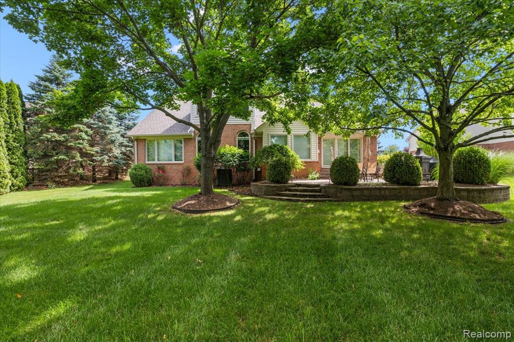 6591 Tree Knoll Drive, Troy, MI 48098 — Photo 56