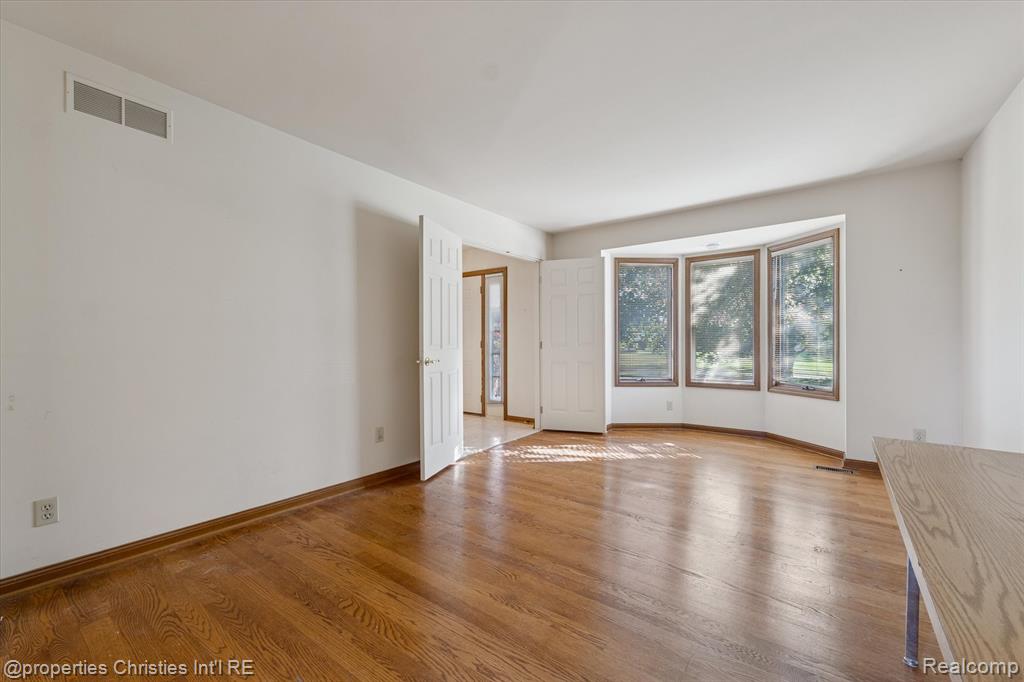 48818 Pebble Lane, Novi, MI — Photo 22