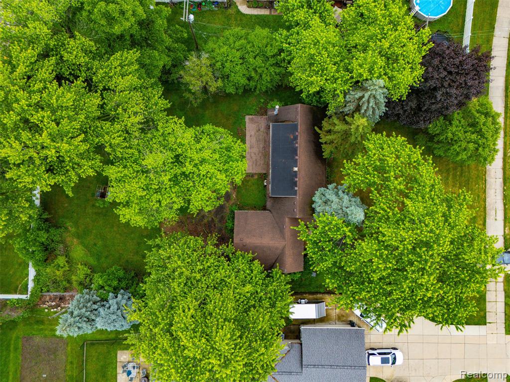 750 W Square Lake Road, Troy, MI 48098 — Photo 3