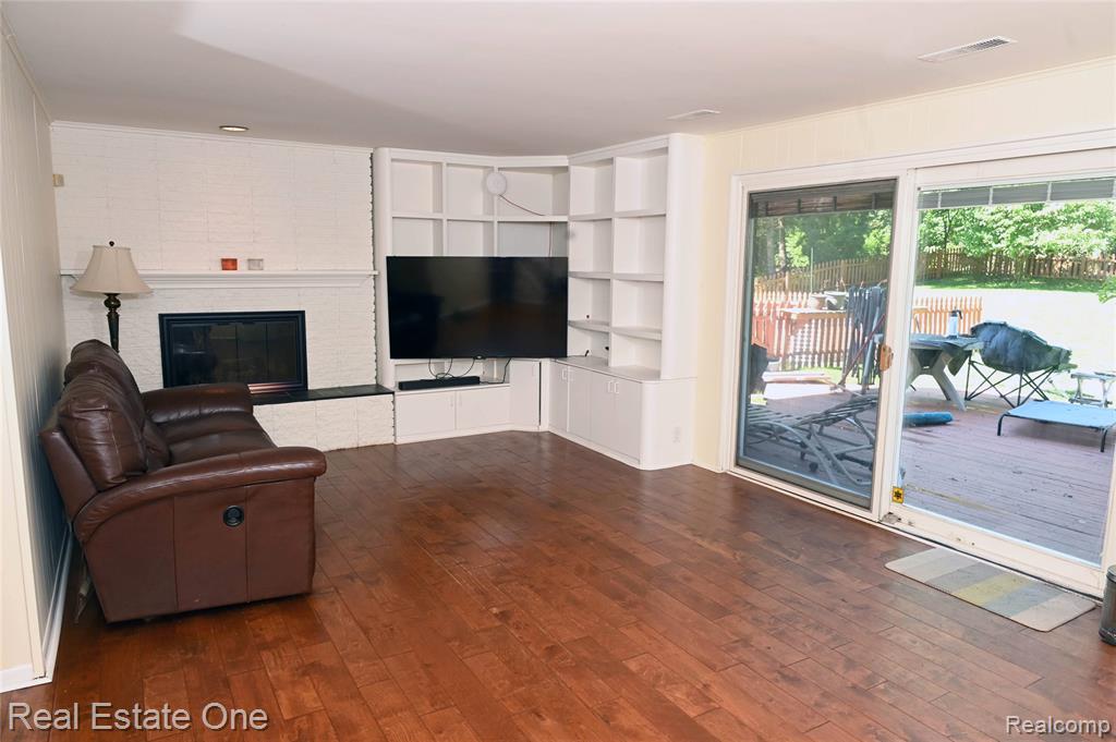 5382 Van Ness Drive, Bloomfield Hills, MI 48302 — Photo 3
