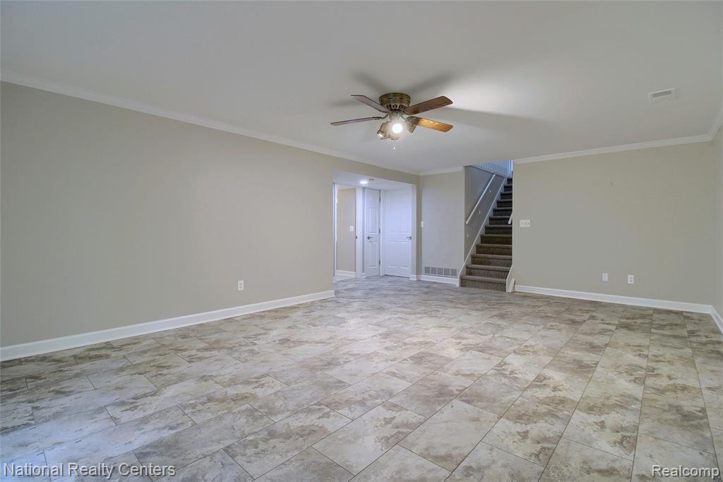 713 Woodcreek Circle, 26, Saline, MI 48176 — Photo 20