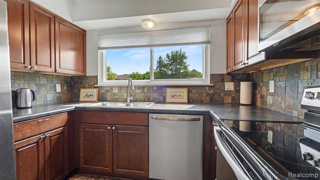 2735 Foster Avenue, Ann Arbor, MI 48108 — Photo 12