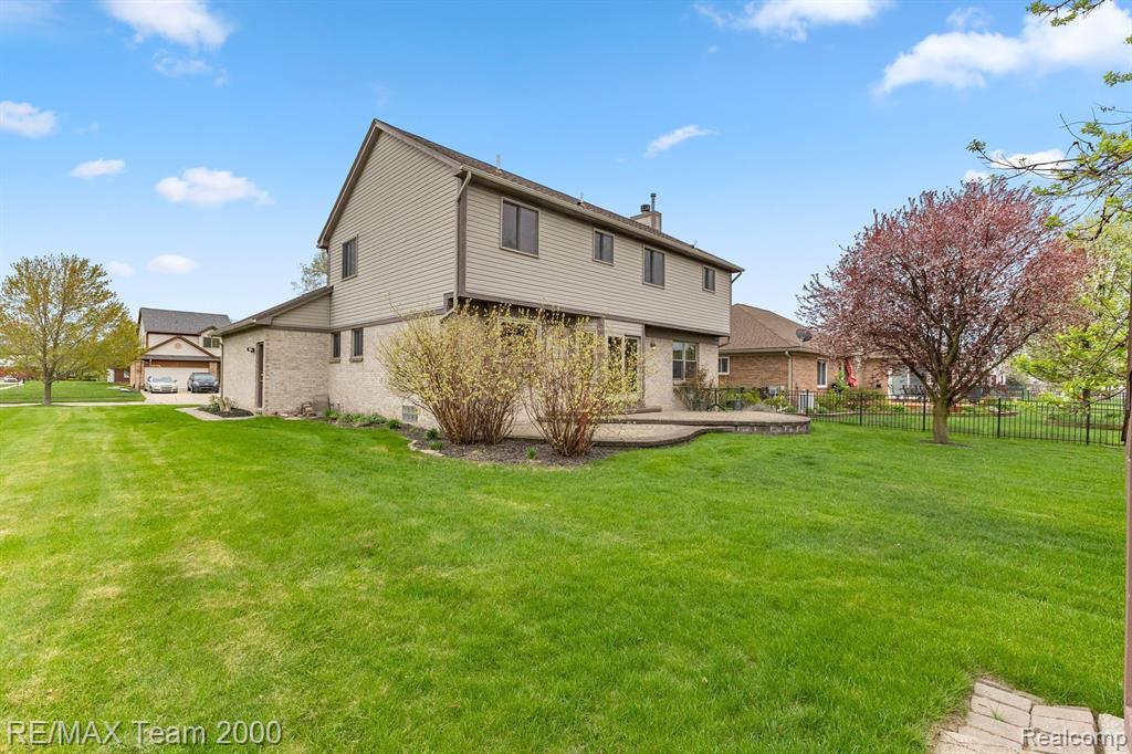 53095 WINDHAM Drive, Chesterfield, MI — Photo 6
