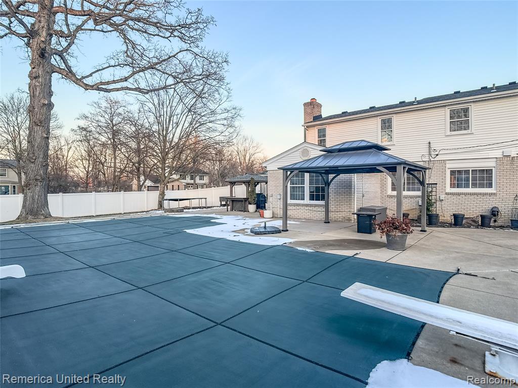 26028 Blossom Lane, Grosse Ile, MI 48138 — Photo 57