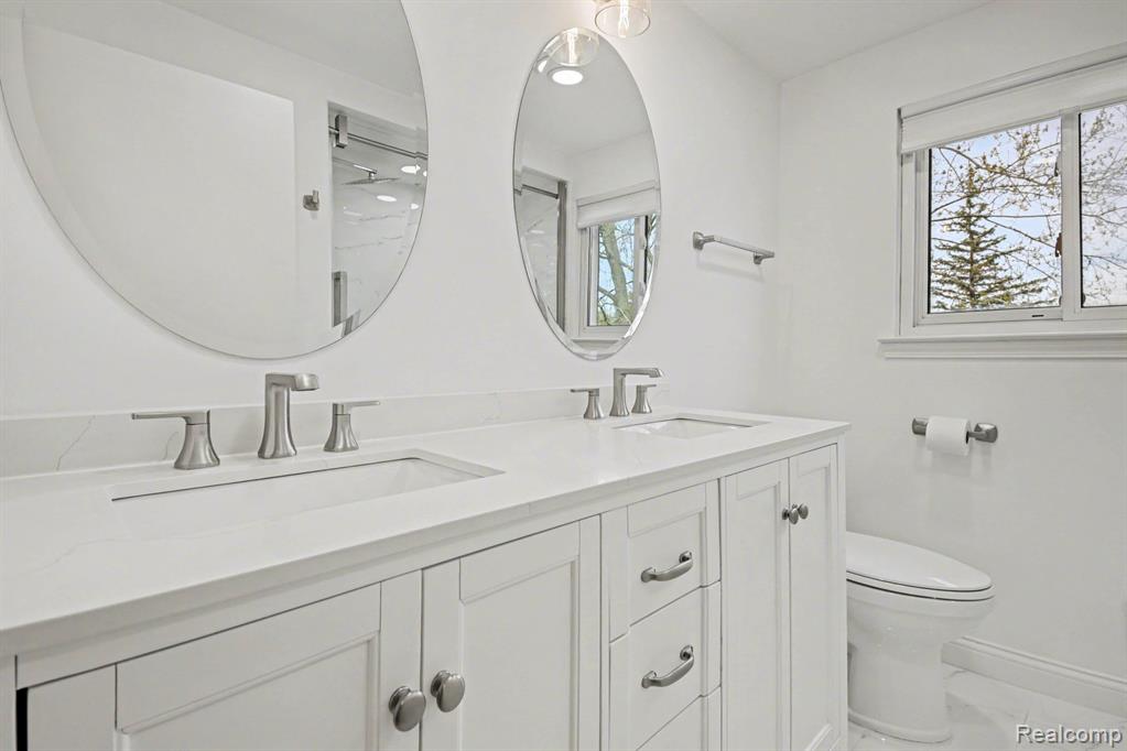 5040 Patrick Road, West Bloomfield, MI — Photo 20