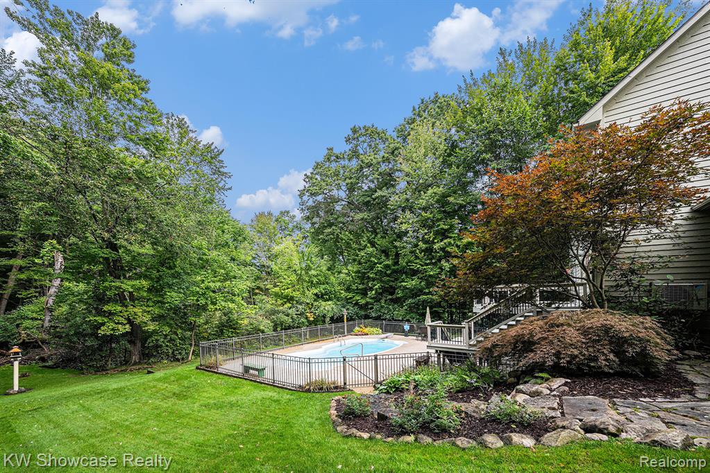 6060 Rosewood Parkway, White Lake, MI 48383 — Photo 26