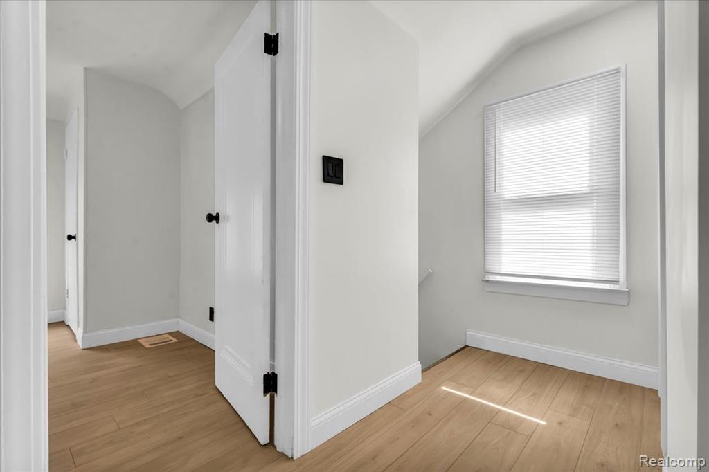 5777 Lakepointe Street, Detroit, MI 48224 — Photo 14