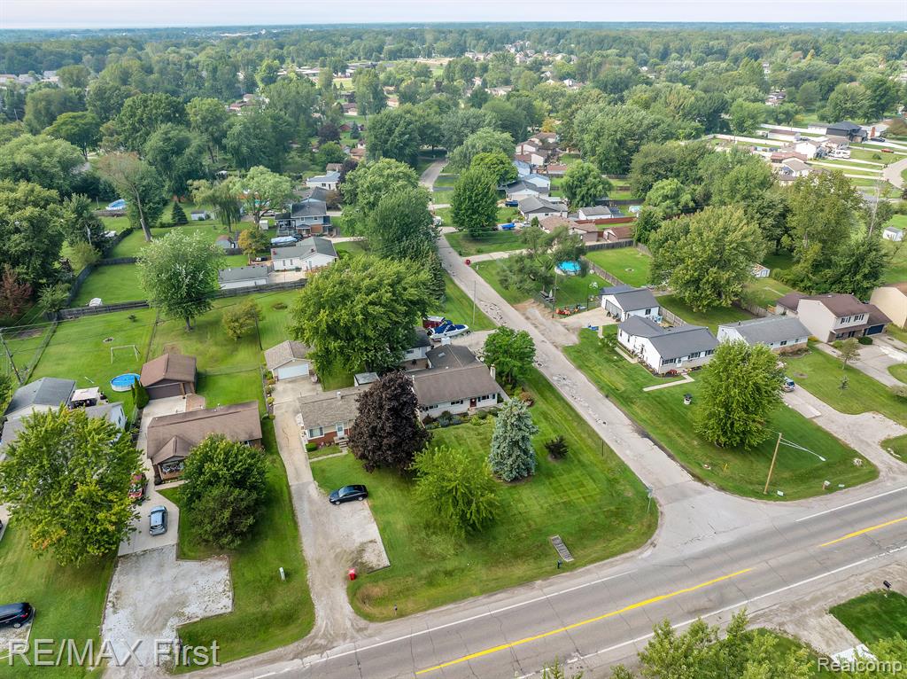 47787 JEFFERSON Avenue, Chesterfield, MI 48047 — Photo 5