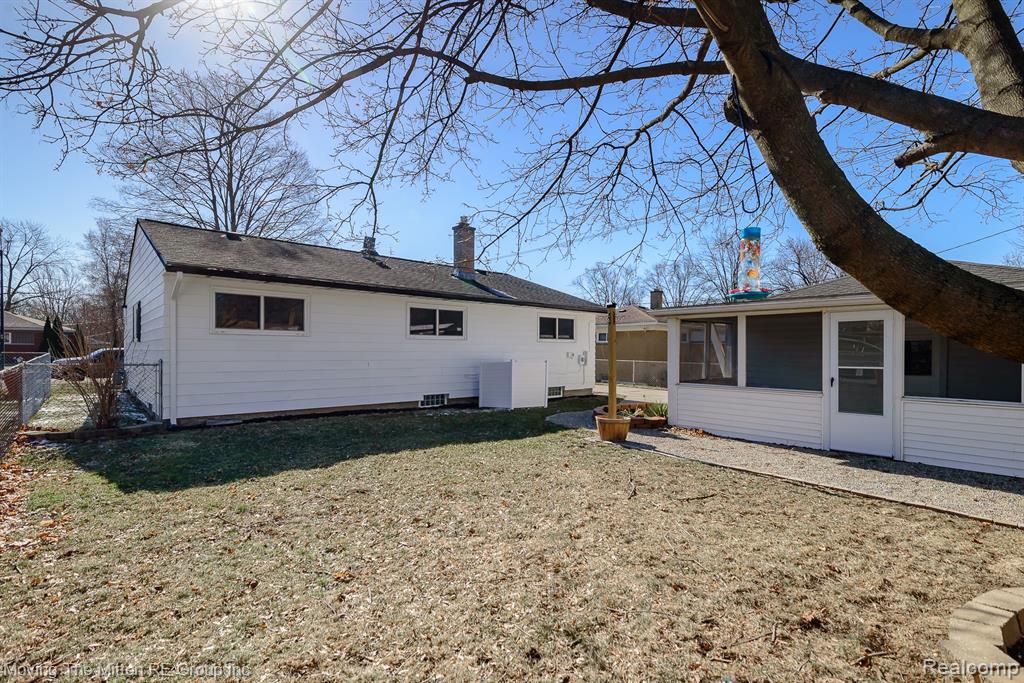 2031 Harmon Avenue, Ypsilanti, MI 48198 — Photo 34