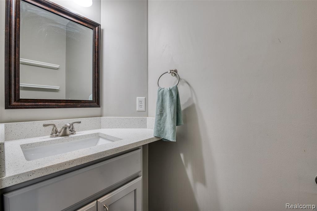 1564 Chelsea Circle, Howell, MI 48843 — Photo 20