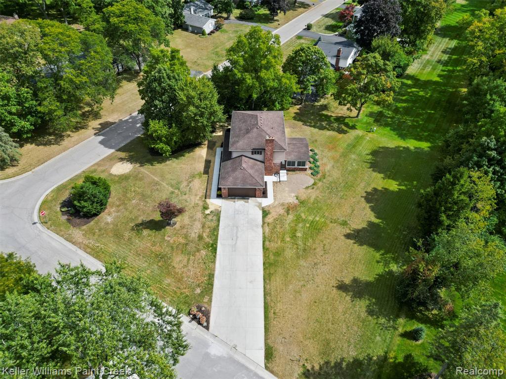 5925 Oakland Valley Drive, Rochester, MI 48306 — Photo 43