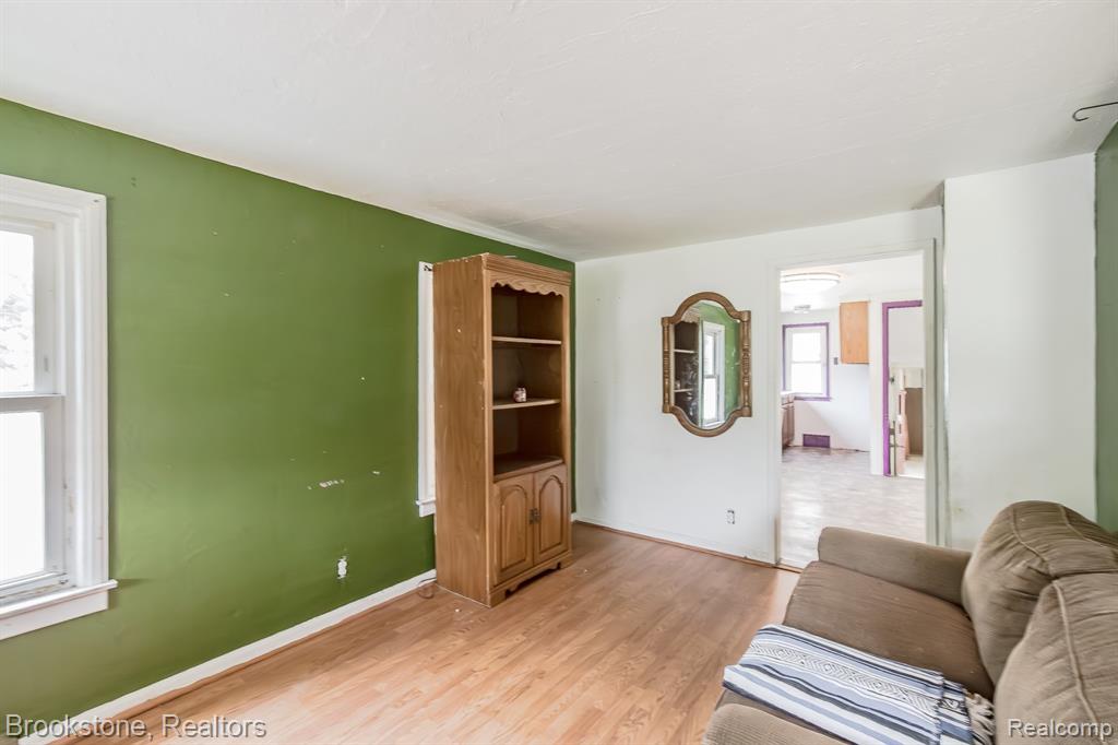 725 E Sherman Street, Holly, MI 48442 — Photo 11