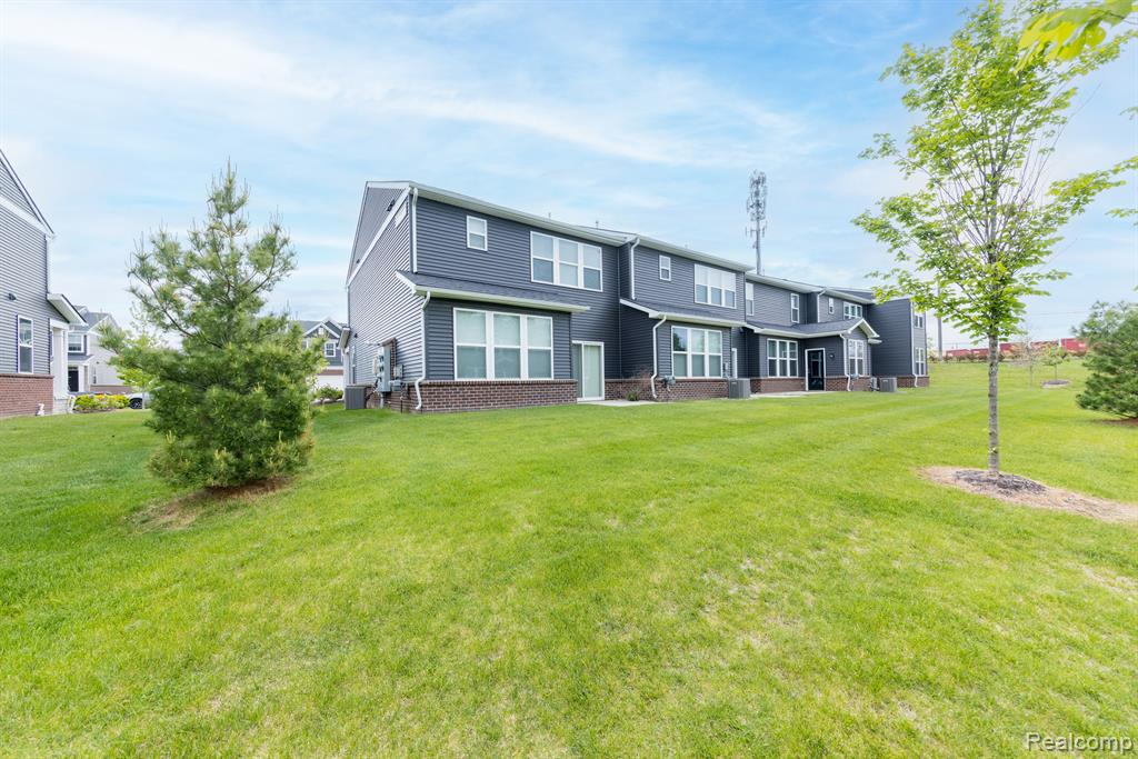 4878 BROOMFIELD Way, Lake Orion, MI — Photo 27