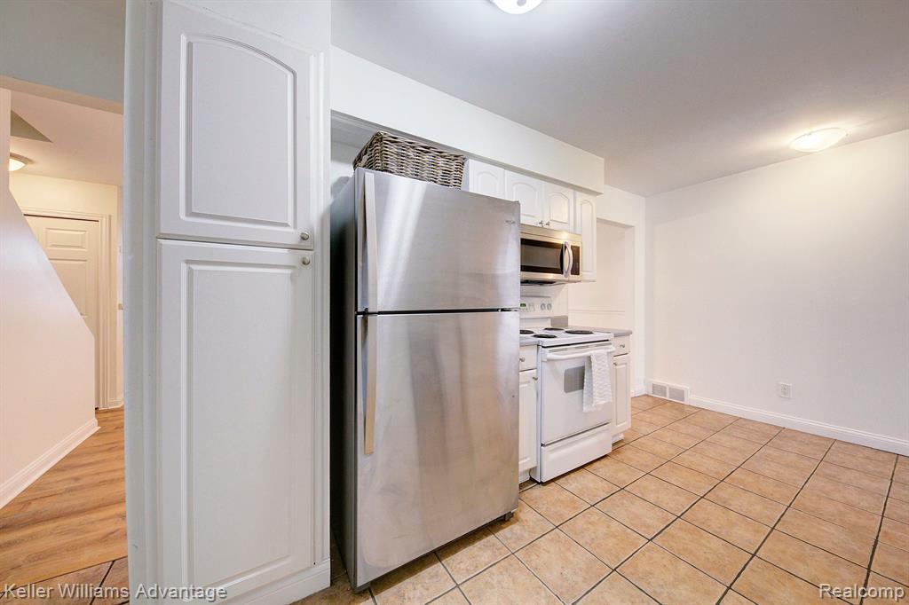 7865 KAISER Street, Canton, MI 48187 — Photo 14