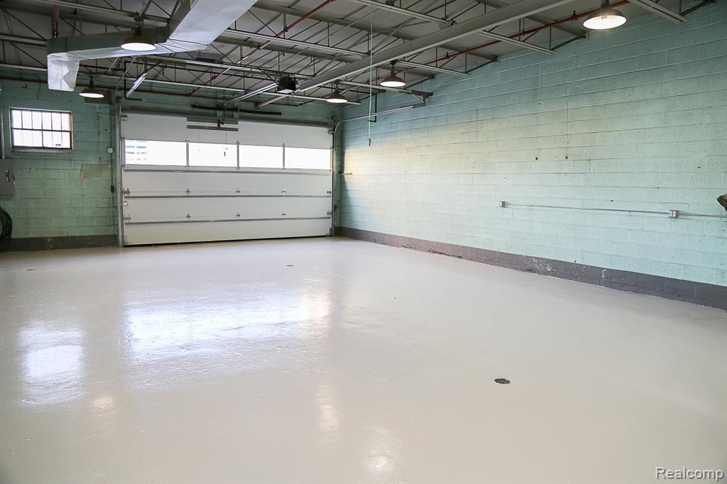 684 W BALTIMORE Street, Detroit, MI 48202 — Photo 3