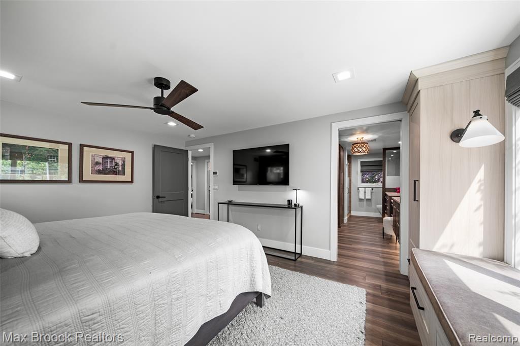 6907 W Knollwood Circle, West Bloomfield, MI — Photo 23
