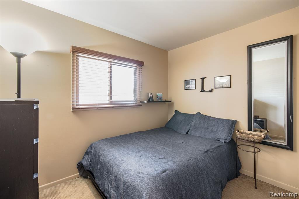 4830 SHERWELL Drive, Waterford, MI 48327 — Photo 29
