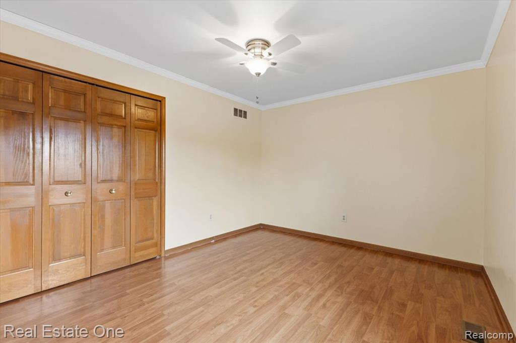 720 Essex Drive, Rochester Hills, MI 48307 — Photo 27