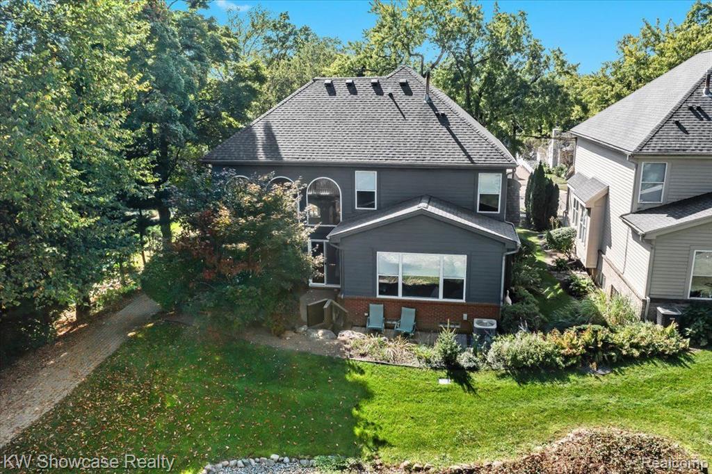 595 E COMMERCE Street, Milford, MI 48381 — Photo 31