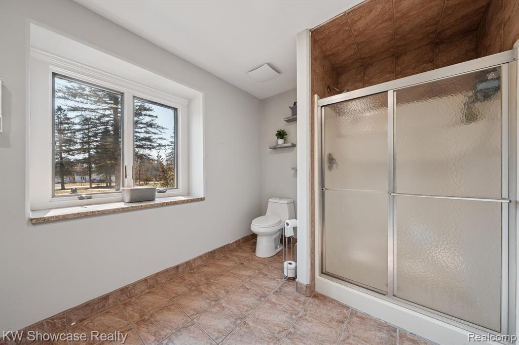 1112 W Cook Road, Grand Blanc, MI 48439 — Photo 46