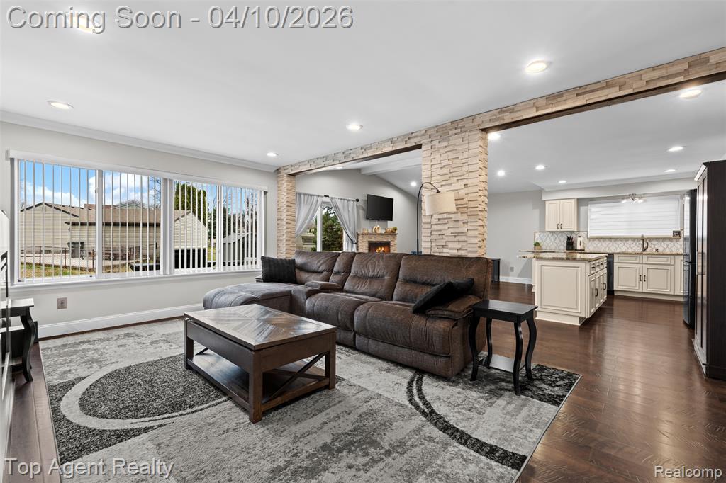 16115 Bayham Court, Clinton Twp, MI 48038 — Photo 10