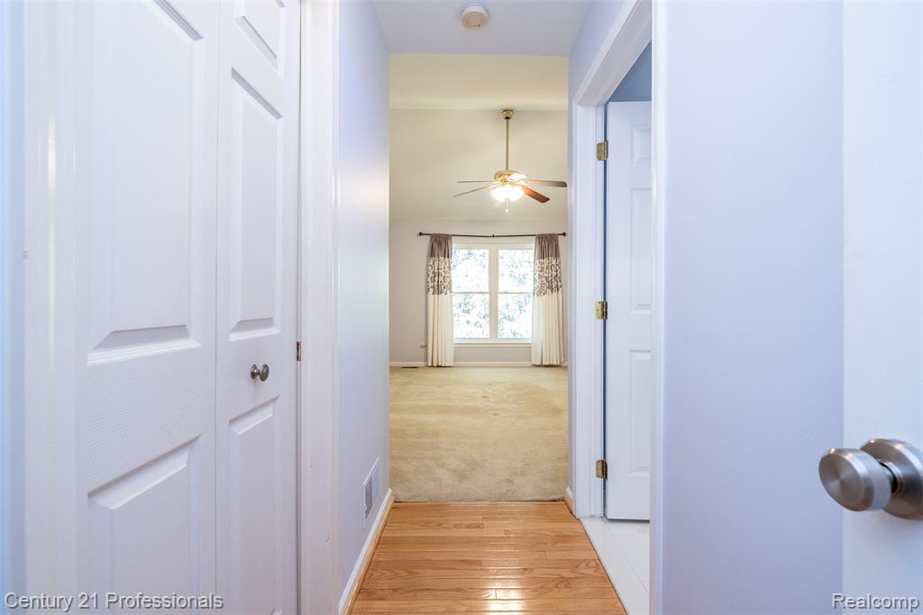 3901 Arbor Drive, Auburn Hills, MI 48326 — Photo 25