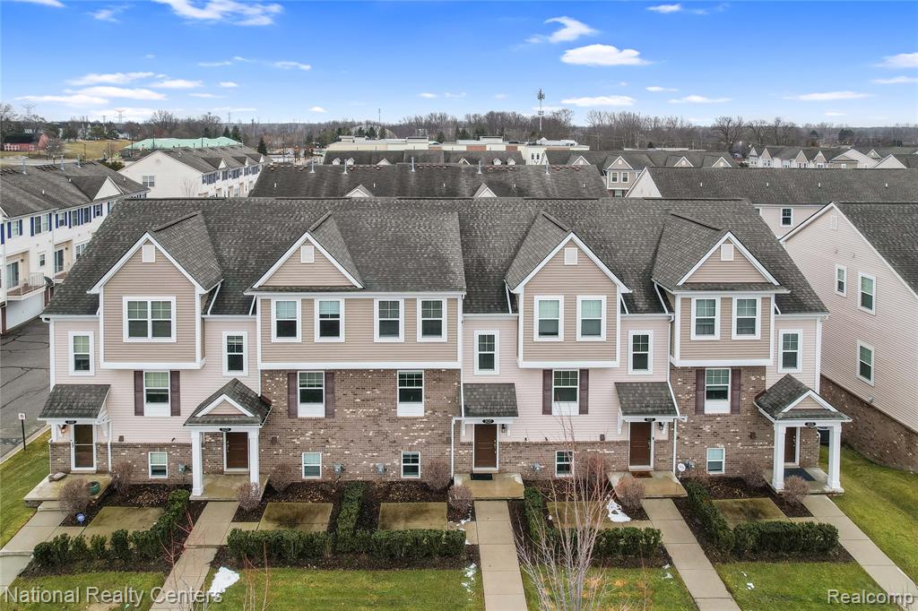 3127 Chambers W, Wixom, MI 48393 — Photo 4
