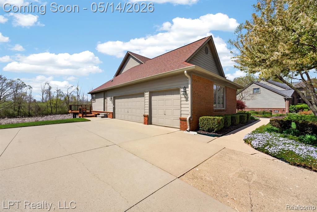 4108 Villager Drive, Lake Orion, MI — Photo 38