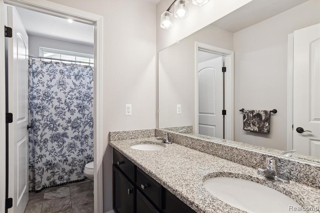 30796 Asbury Hill Drive, New Hudson, MI 48165 — Photo 31