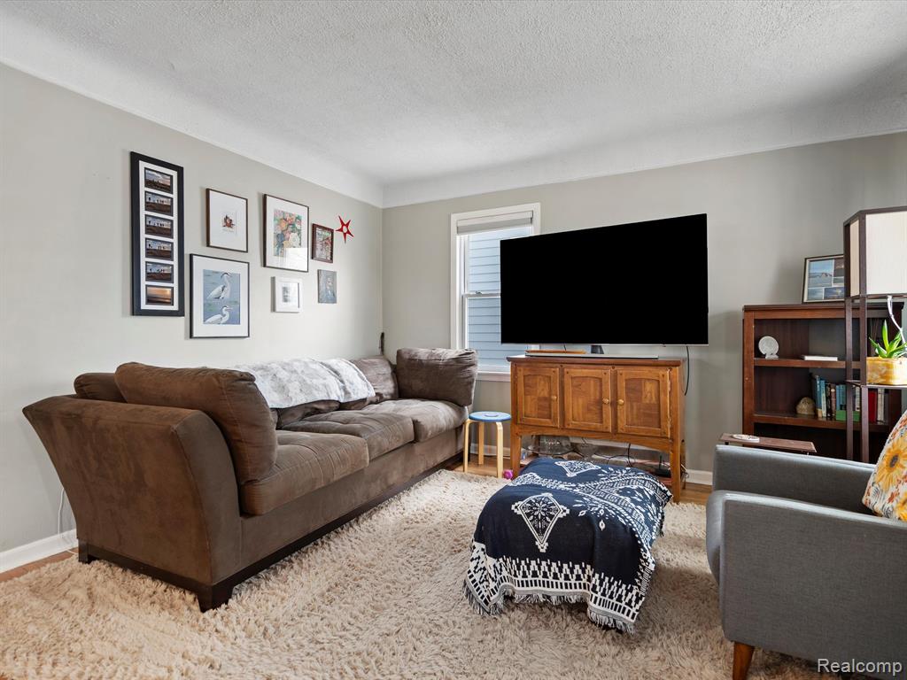 721 HELENE Avenue, Royal Oak, MI 48067 — Photo 4