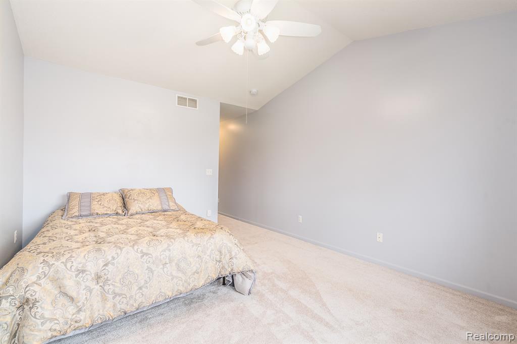 9556 WHEATGRASS Lane, Belleville, MI 48111 — Photo 13