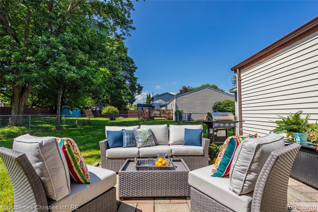 61374 Dean Drive, South Lyon, MI 48178 — Photo 32