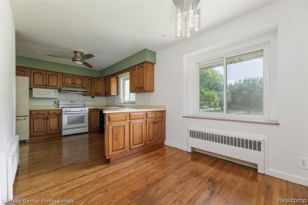1416 N Renaud Road, Grosse Pointe Woods, MI 48236 — Photo 27