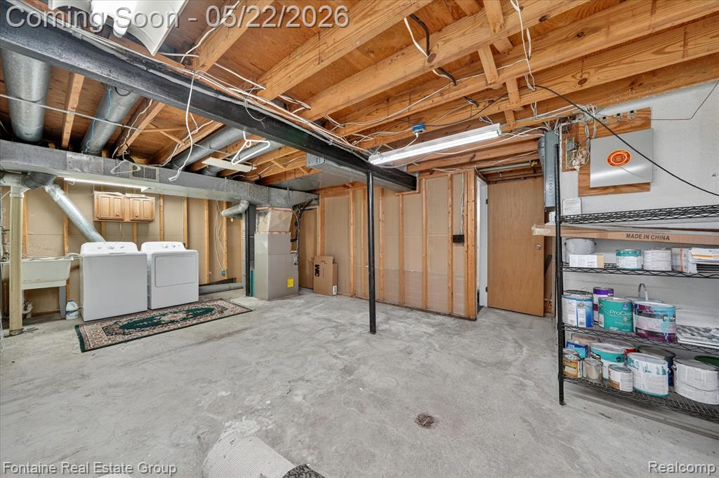 7406 Azalea Court, West Bloomfield, MI — Photo 28