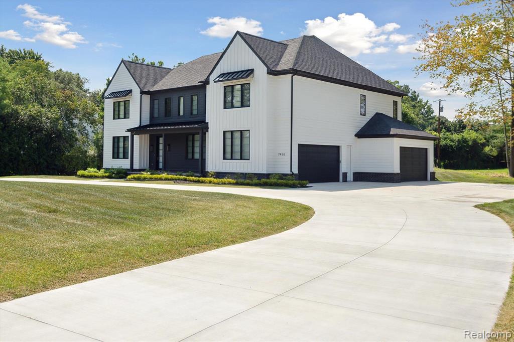 7450 PARKSTONE Lane, Bloomfield Hills, MI 48301 — Photo 80