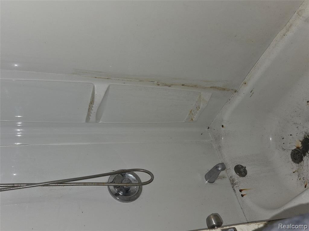17325 Barlow Street, Detroit, MI 48205 — Photo 20