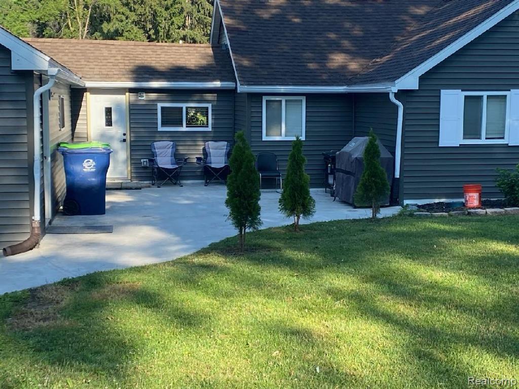 370 Adams Road, Saginaw, MI 48609 — Photo 2