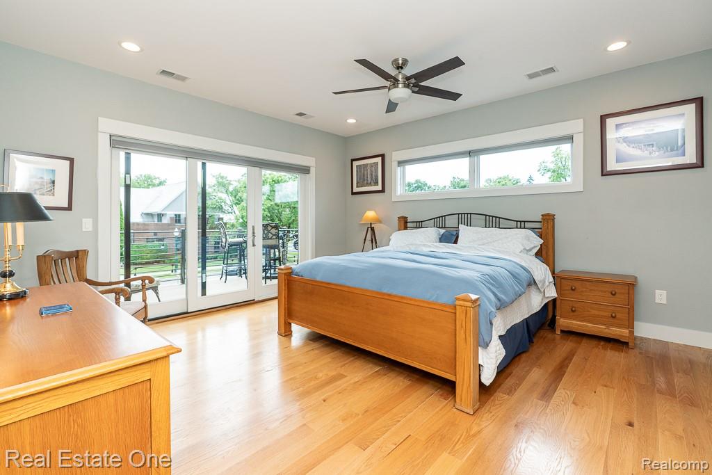 426 W University Drive, Rochester, MI 48307 — Photo 40