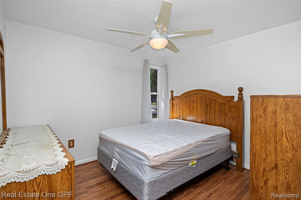 5871 Manor Drive, Fort Gratiot, MI 48059 — Photo 21