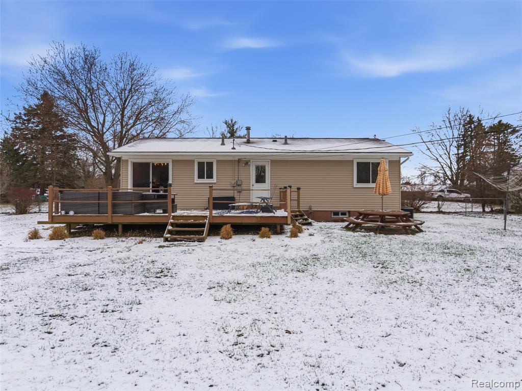 9368 Debby Jo Drive, Clawson, MI — Photo 42