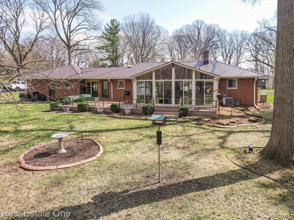 488 ORCHARDALE Drive, Rochester Hills, MI 48309 — Photo 7