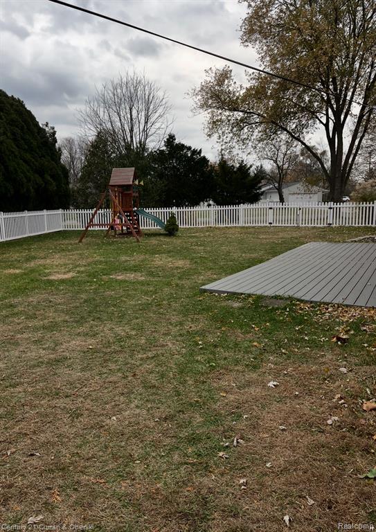 7431 N Briarcliff Knoll Drive, West Bloomfield, MI — Photo 26