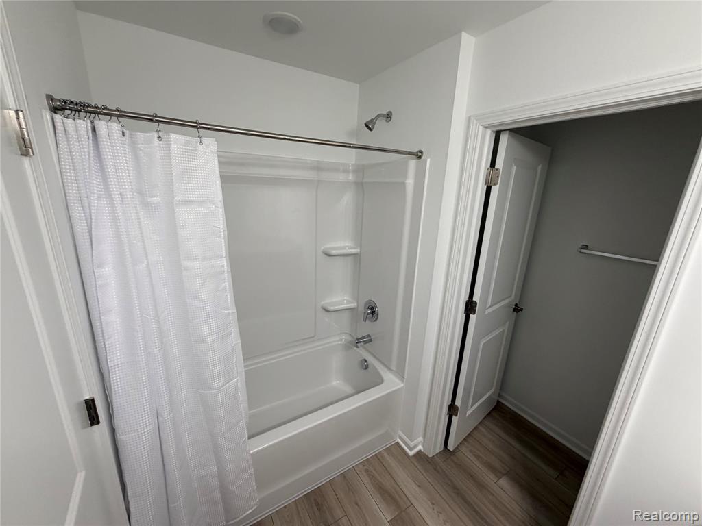 59579 Schuss Gully Drive, New Hudson, MI 48165 — Photo 27
